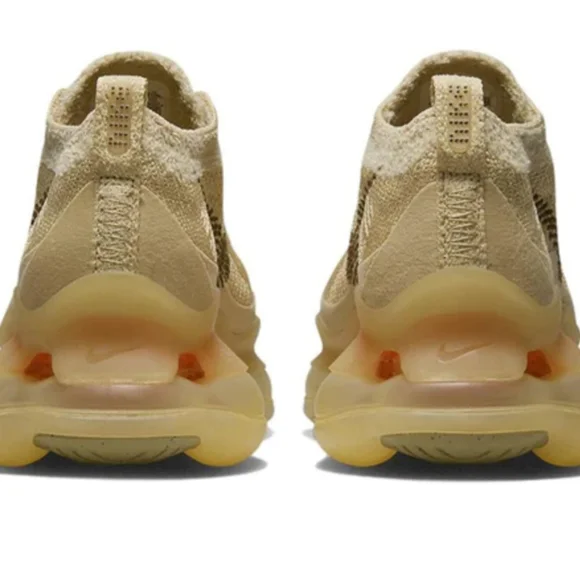 Sneakers - Picture 1 of 4